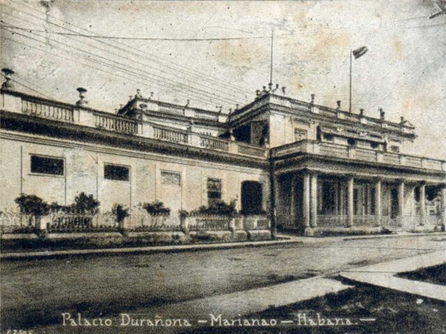 Palacio de Durañona, primer emplazamiento de los servicios médicos que el Centro Castellano de La Habana (Cuba) brindaba a sus asociados, hacia 1925