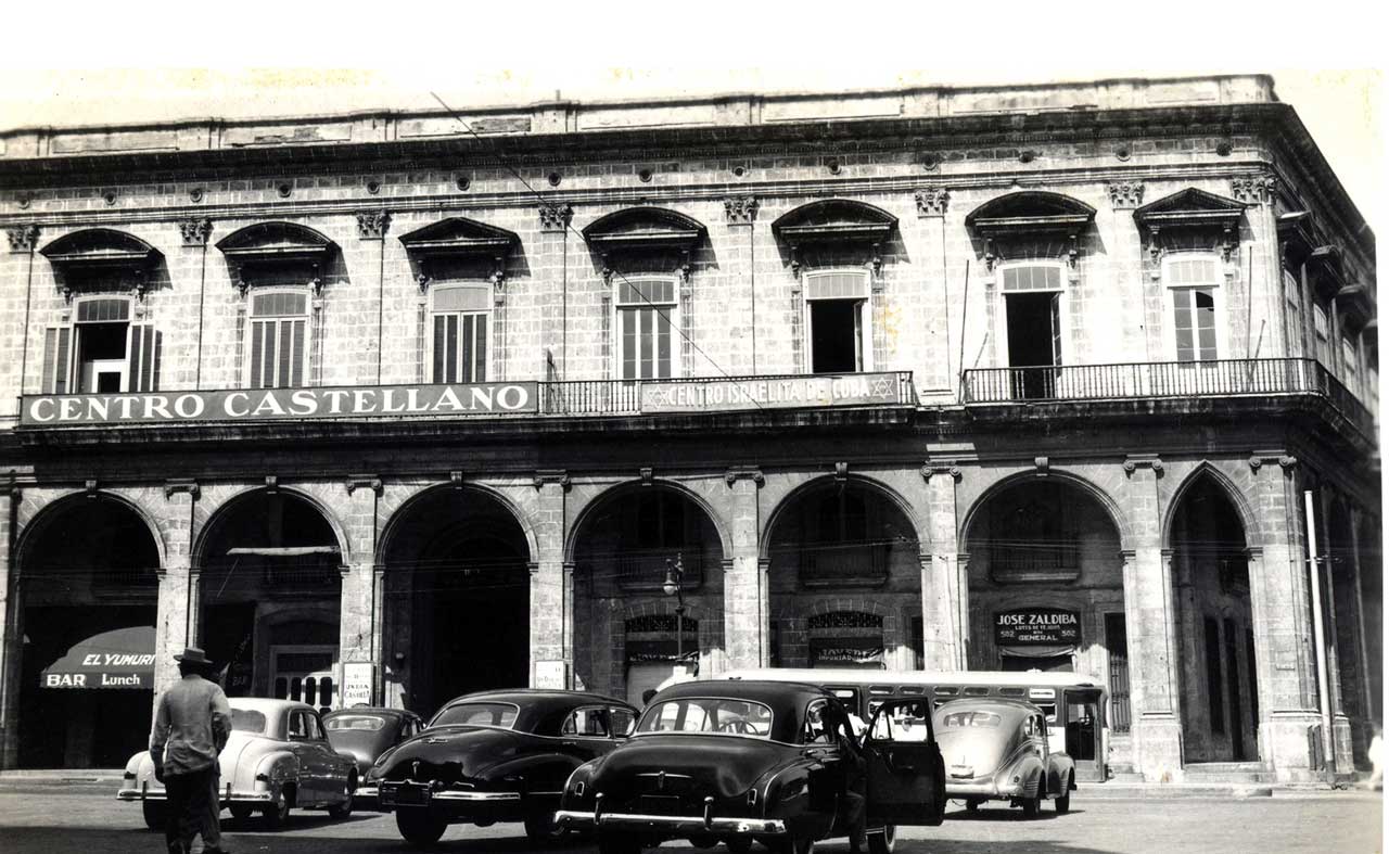 Sede histórica del Centro Castellano en el Palacio Villalba, La Habana (Cuba), hacia 1950