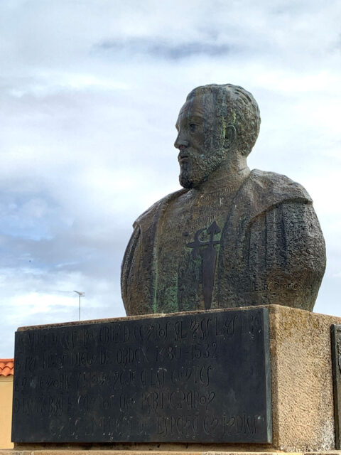 Monumento a Diego de Ordás, Castroverde de Campos, Zamora, España.